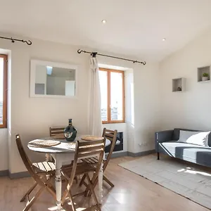 Appartement En Blanc - Hypercentre - 4 Couchages, LʼIsle-sur-la-Sorgue